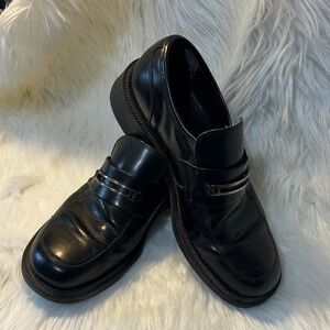 Classic Sketchers Black Leather Loafers
